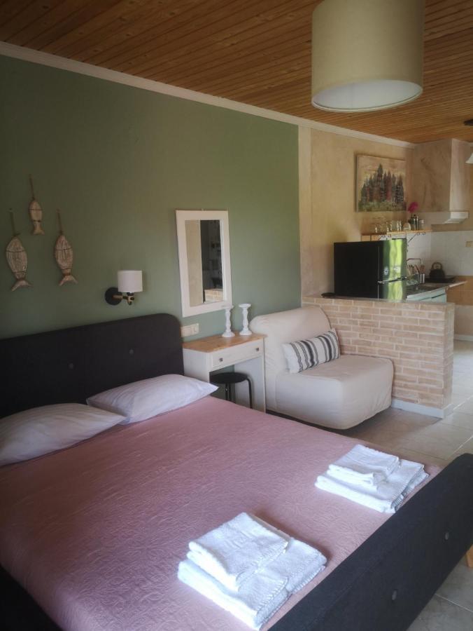 Achillion B&B Paralia Skotinis Luaran gambar