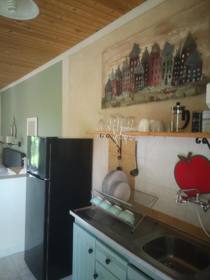 Achillion B&B Paralia Skotinis Luaran gambar
