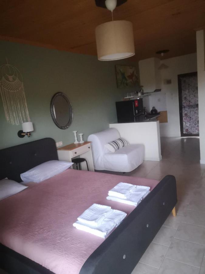 Achillion B&B Paralia Skotinis Luaran gambar
