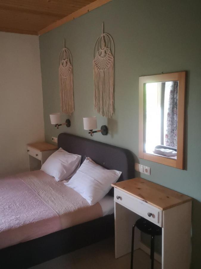 Achillion B&B Paralia Skotinis Luaran gambar