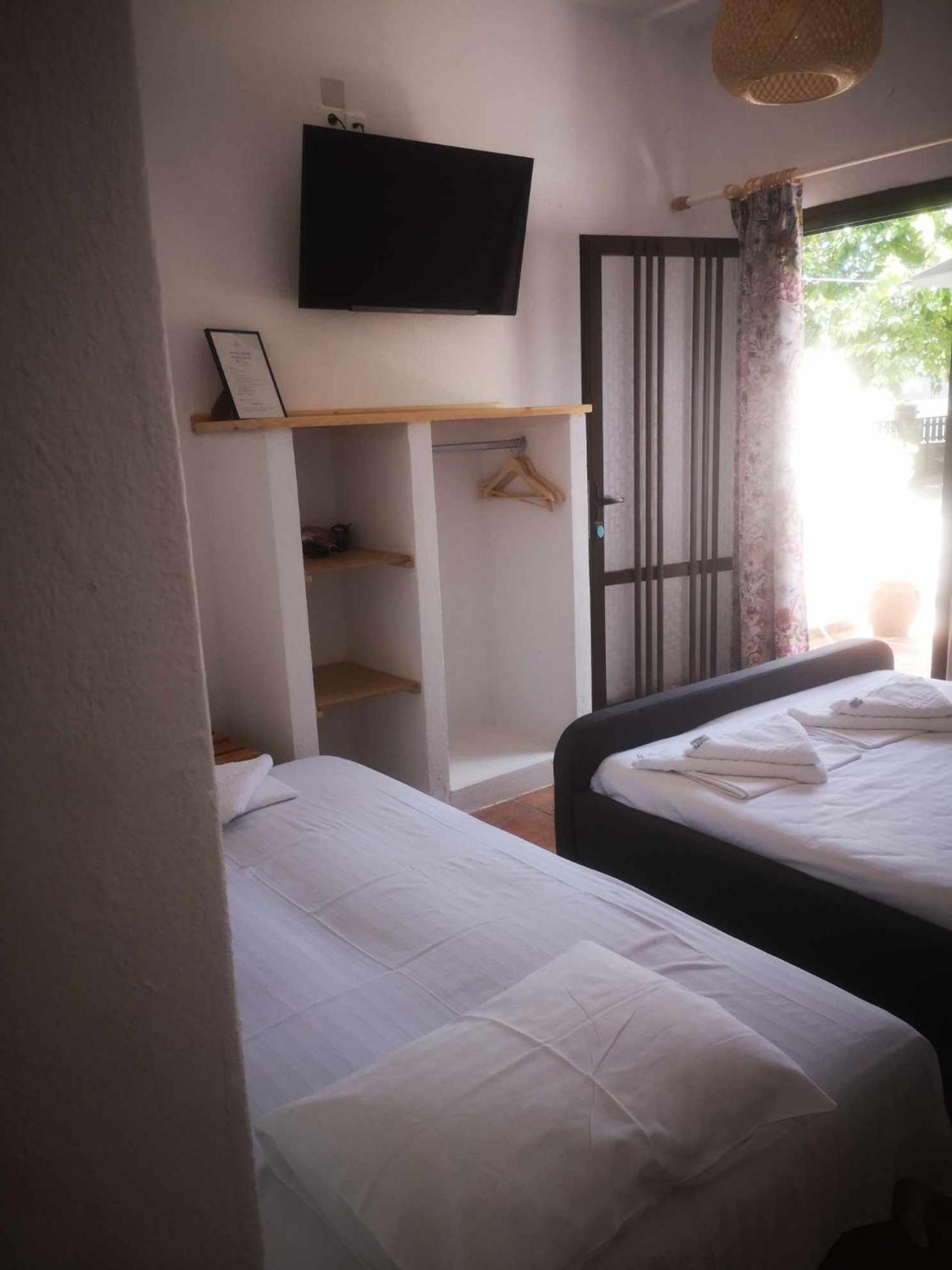 Achillion B&B Paralia Skotinis Luaran gambar