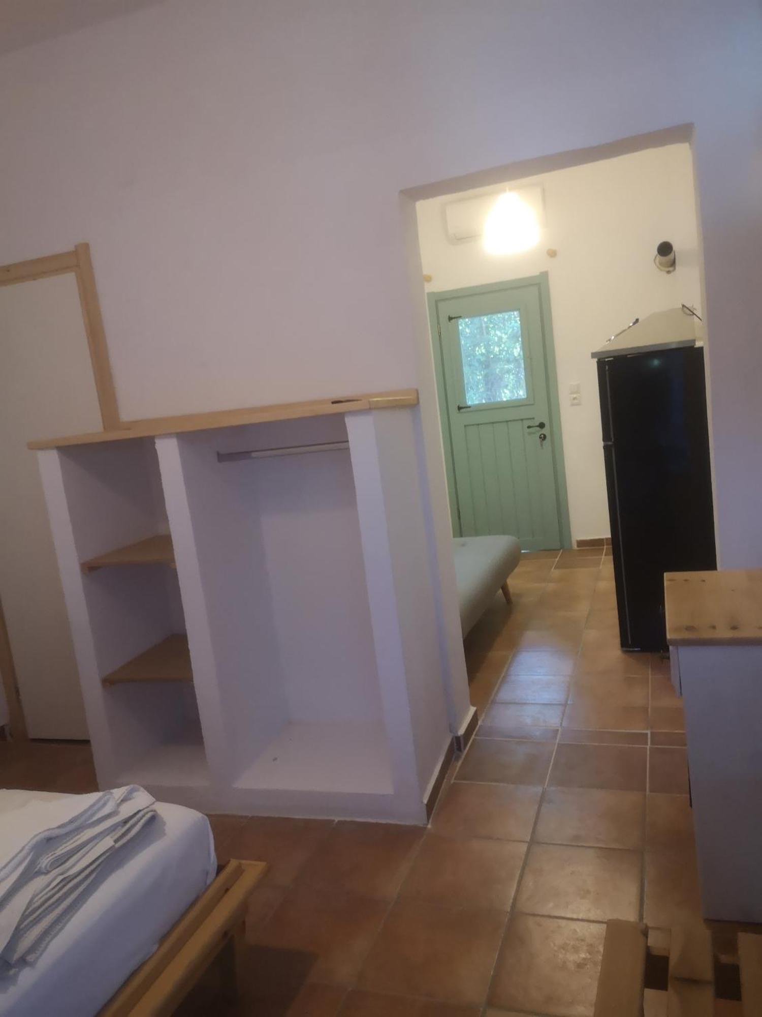 Achillion B&B Paralia Skotinis Luaran gambar