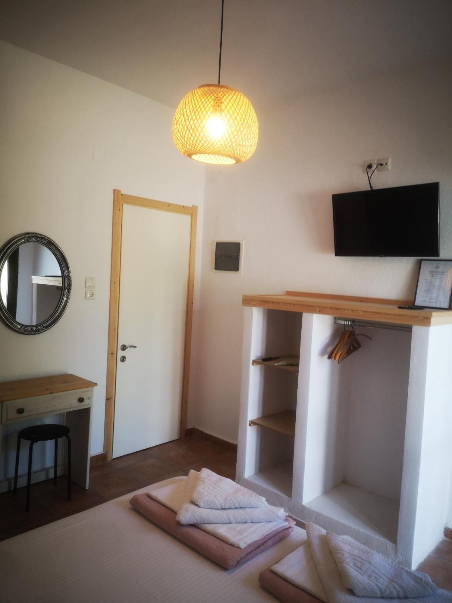 Achillion B&B Paralia Skotinis Luaran gambar